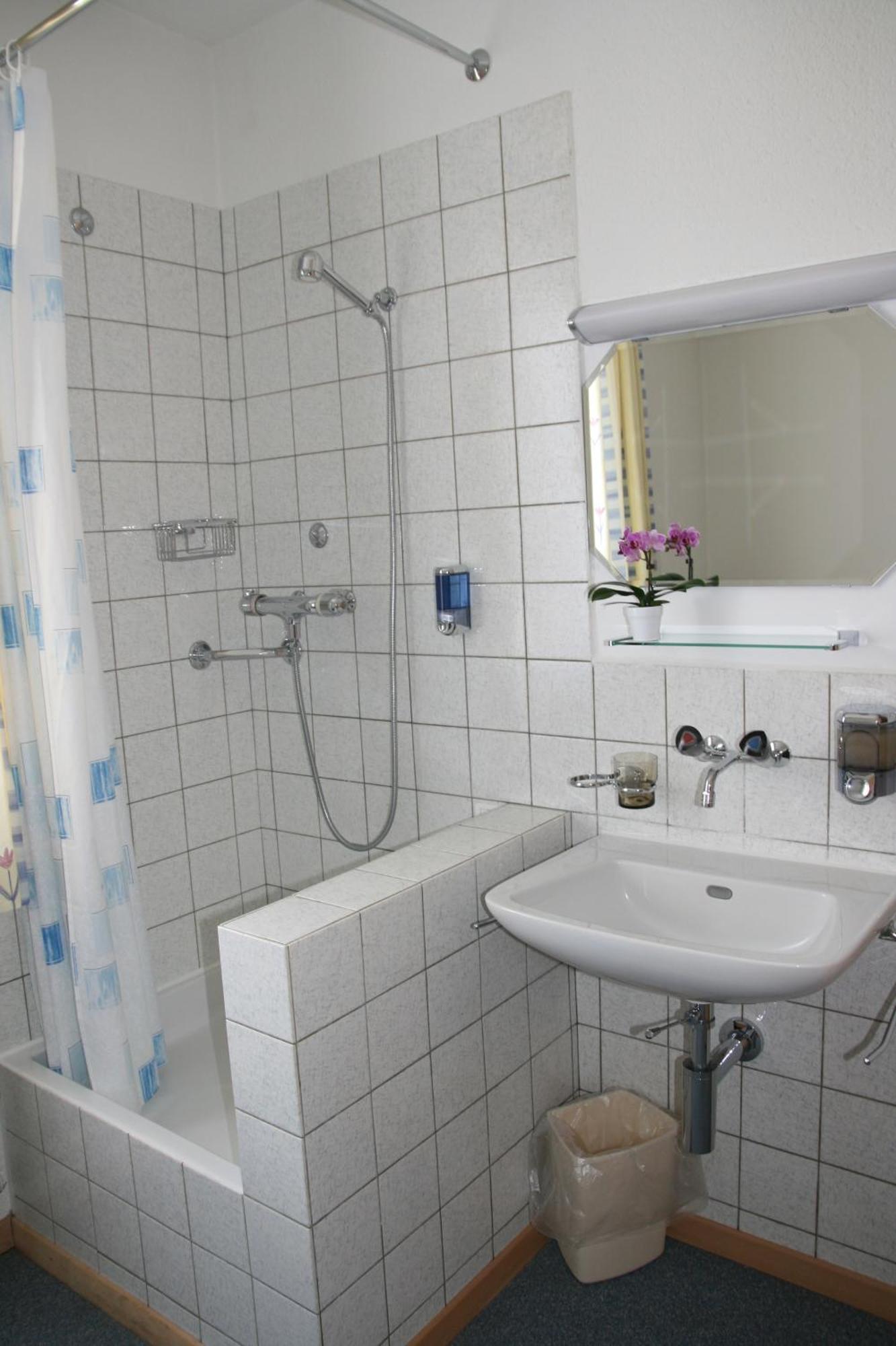 Hotel Glaernisch Hof Хорген Екстериор снимка