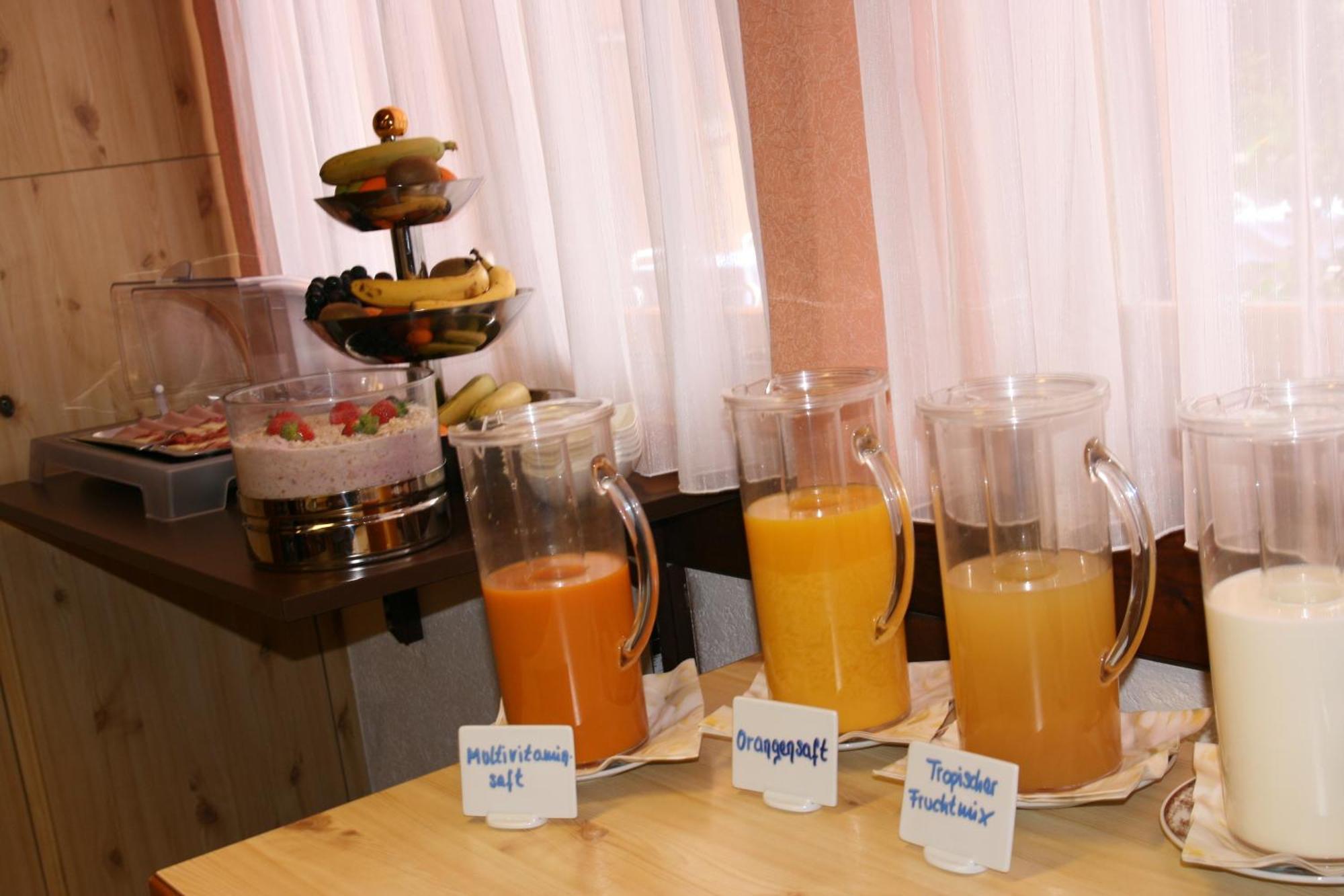 Hotel Glaernisch Hof Хорген Екстериор снимка