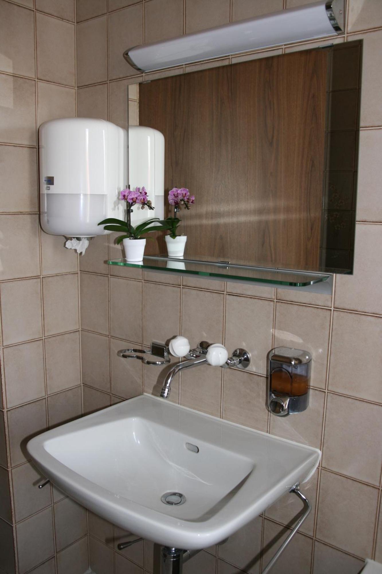 Hotel Glaernisch Hof Хорген Екстериор снимка