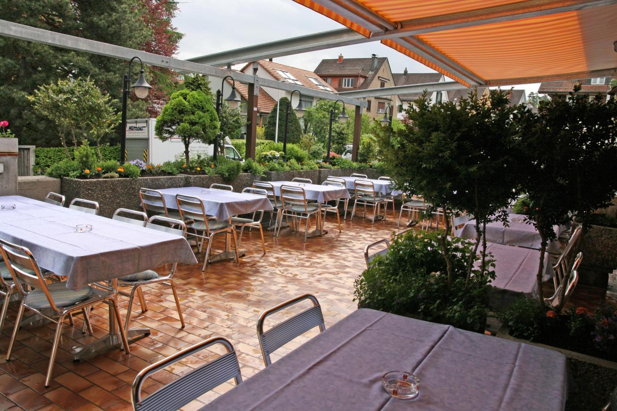 Hotel Glaernisch Hof Хорген Екстериор снимка