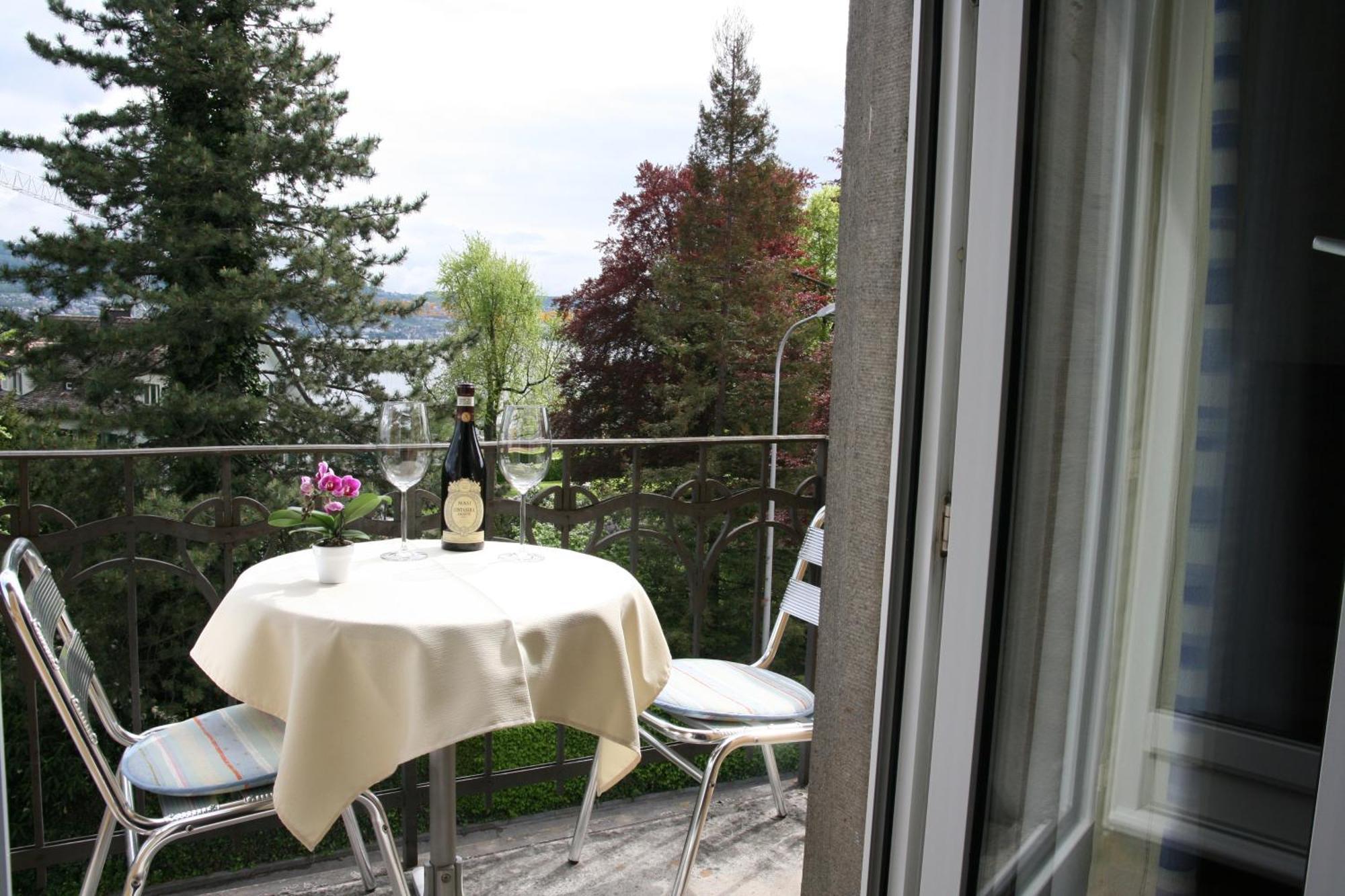 Hotel Glaernisch Hof Хорген Екстериор снимка