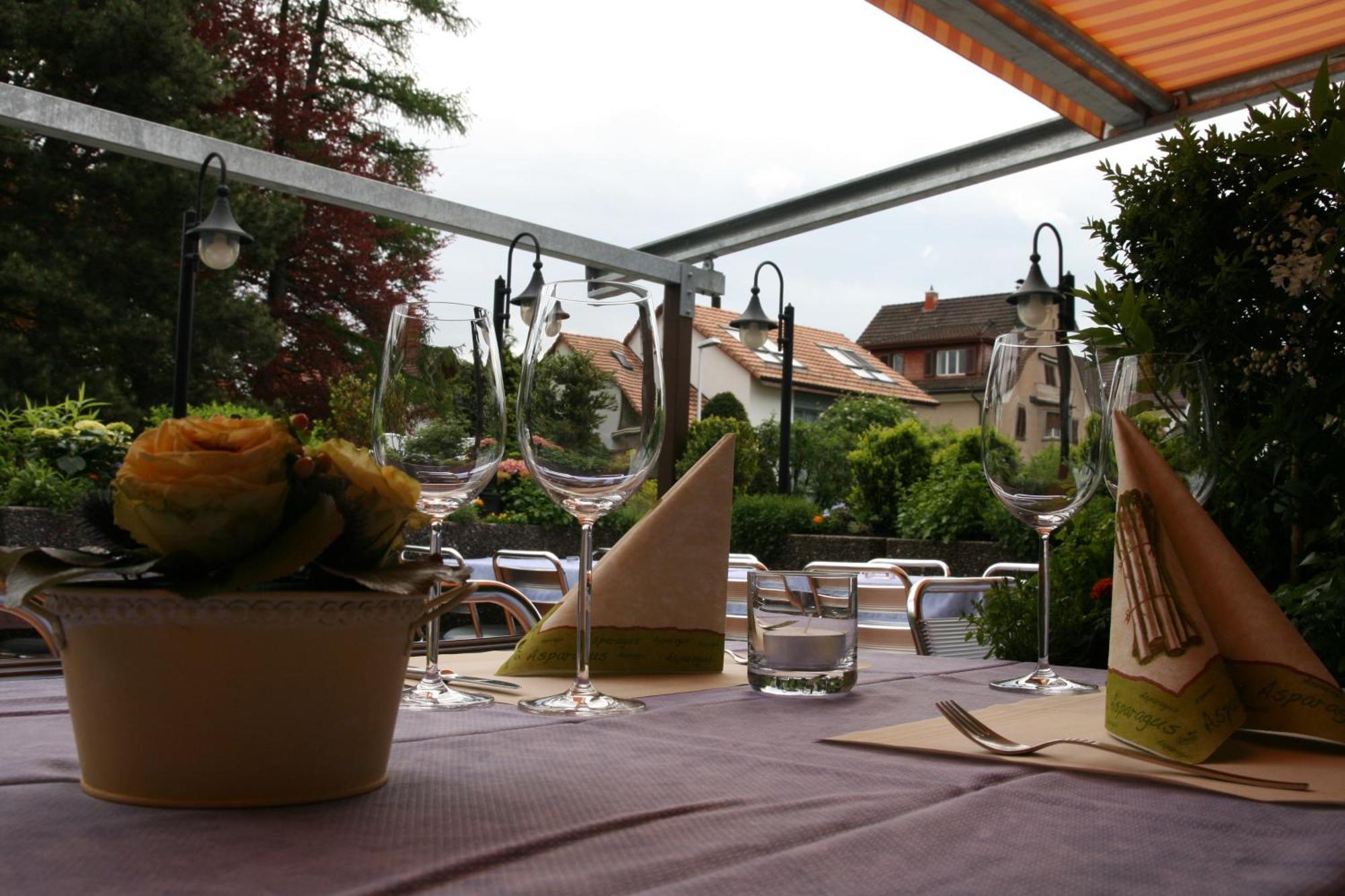 Hotel Glaernisch Hof Хорген Екстериор снимка