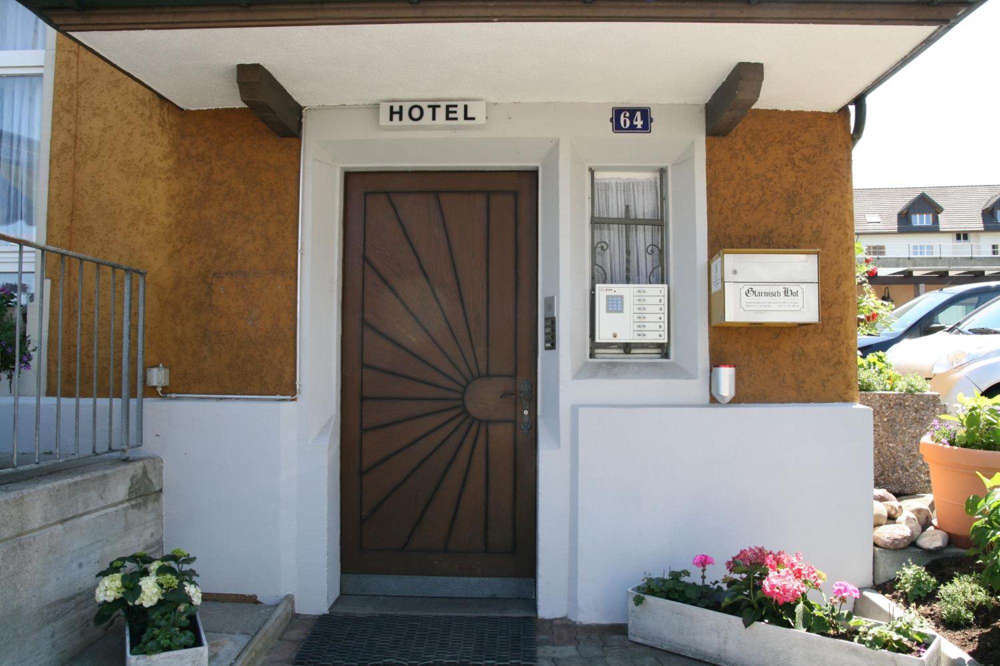 Hotel Glaernisch Hof Хорген Екстериор снимка