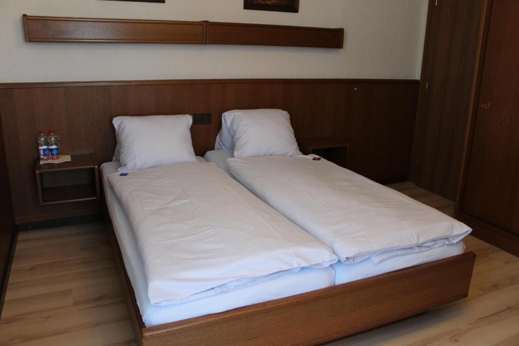 Hotel Glaernisch Hof Хорген Стая снимка
