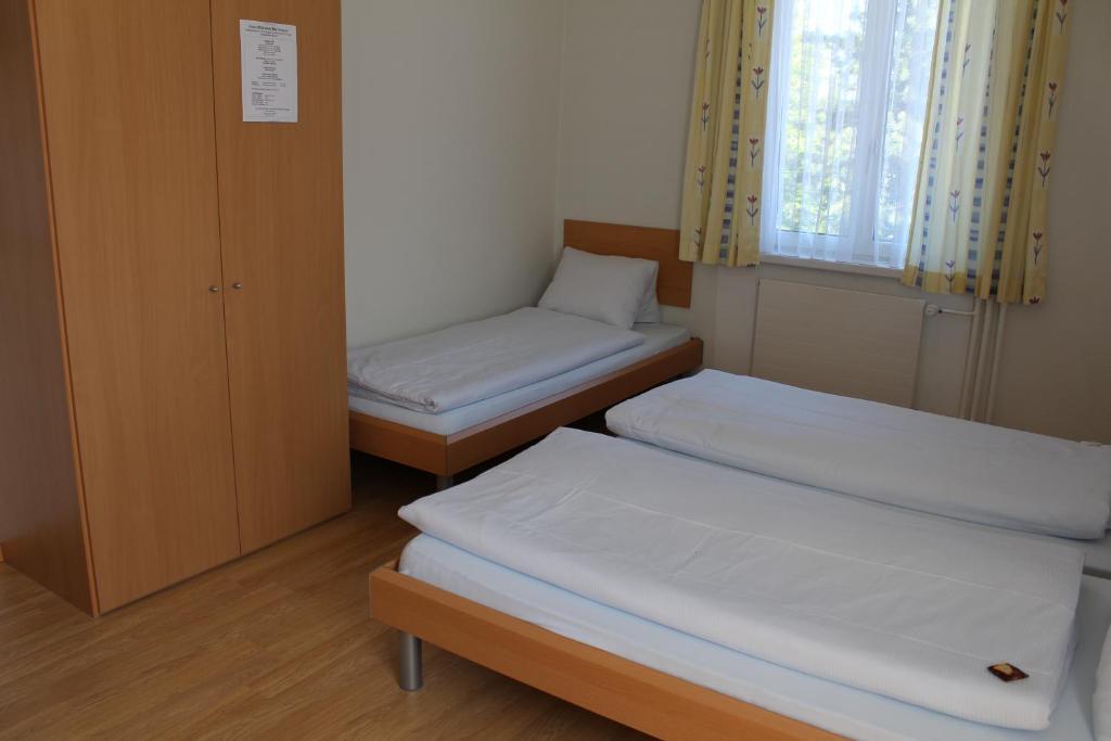 Hotel Glaernisch Hof Хорген Стая снимка